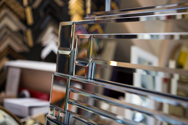 Mirrored IN