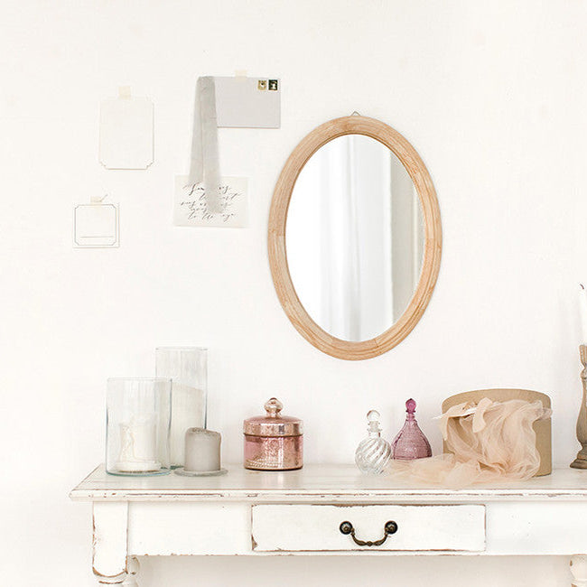 How to Choose a Designer Mirror