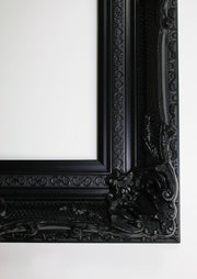 Print Decor Grand Ornate Black Frame Detail