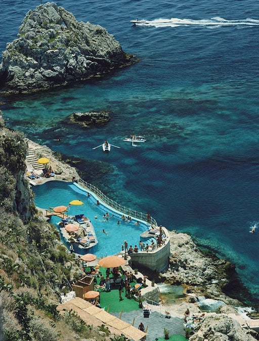Hotel Taormina Pool | Slim Aarons