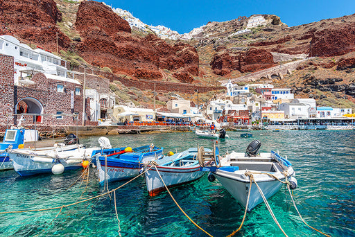 Photography | Amoudi Bay |  by Nick Psomiadis 