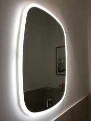 Curved Illuminated Mirror  | Vertical