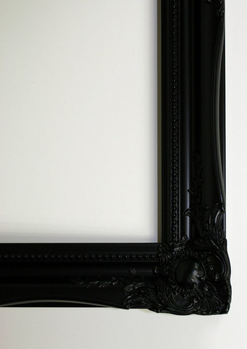 Empty Frame Contessa Black