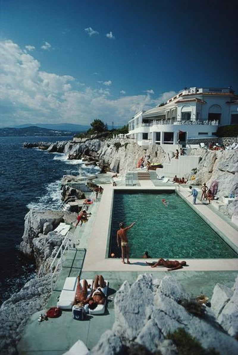 Eden Roc-Pool | Slim Aarons | Print Decor 