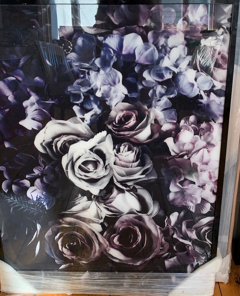 Floor stock, slight damage. Check avaiability.