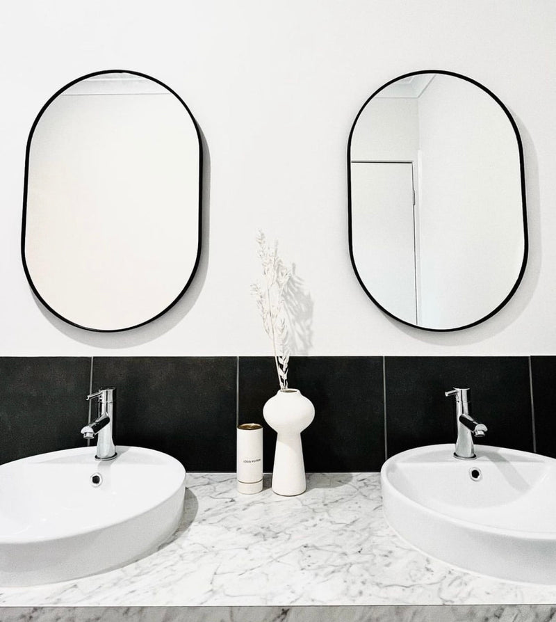 Bjorn Oval Black in bathroom