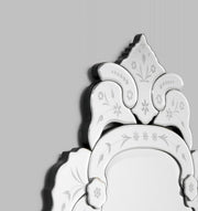 Venetian Mirror Carmella | Print Decor | Detail