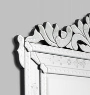 Venetian Mirror Rochester | Detail