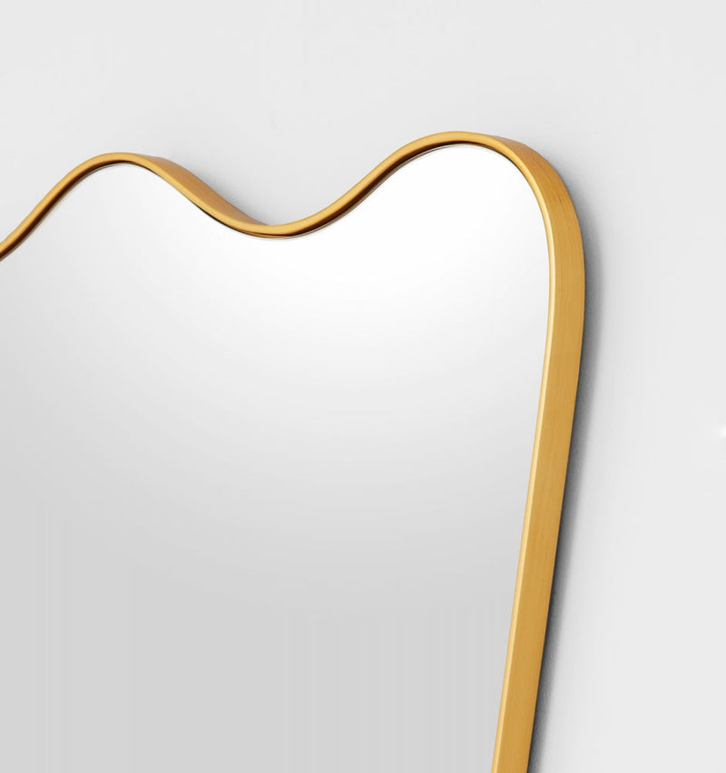 Agnes | Brass | Detail