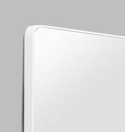 Errol Curved Bright White | Print Decor | Detail 