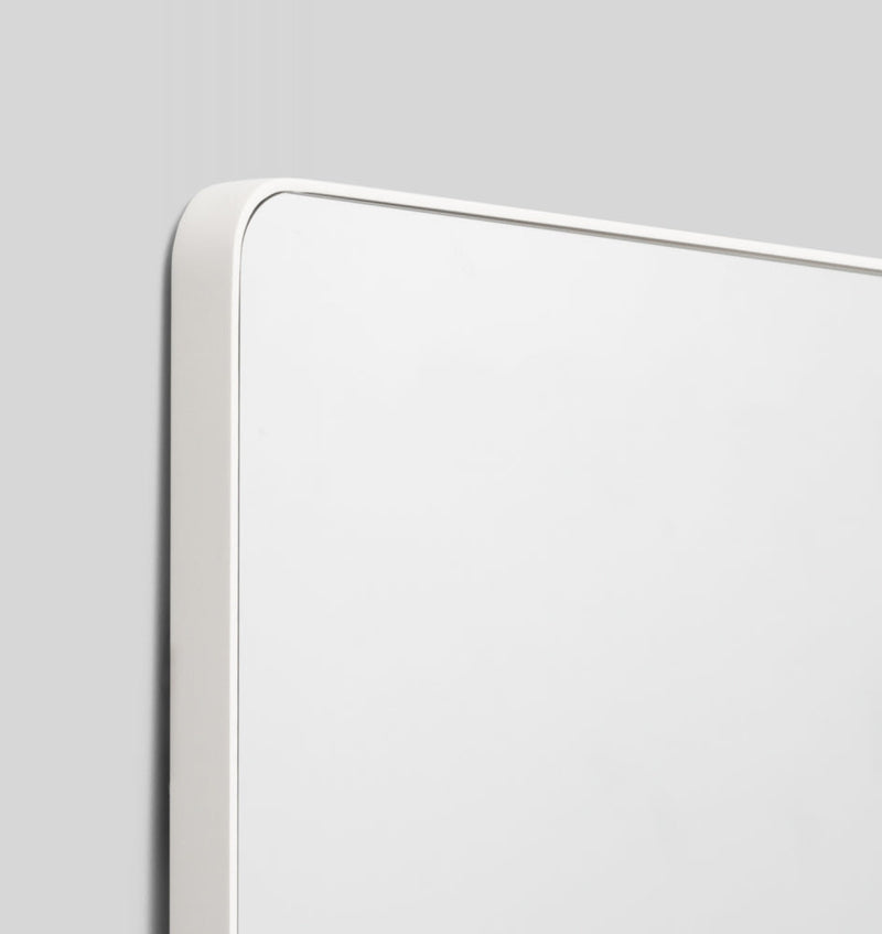 Errol Curved White  | Print Decor | Detail 