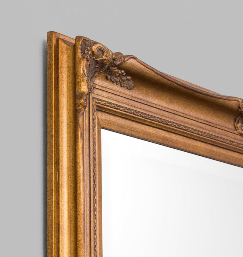 Fontaine Antique Gold