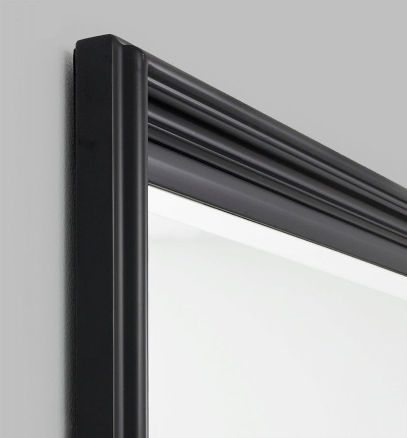 Fiona Leaner | Black | Print Decor | Detail