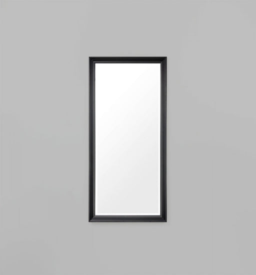 Fiona Leaner | Black | Print Decor