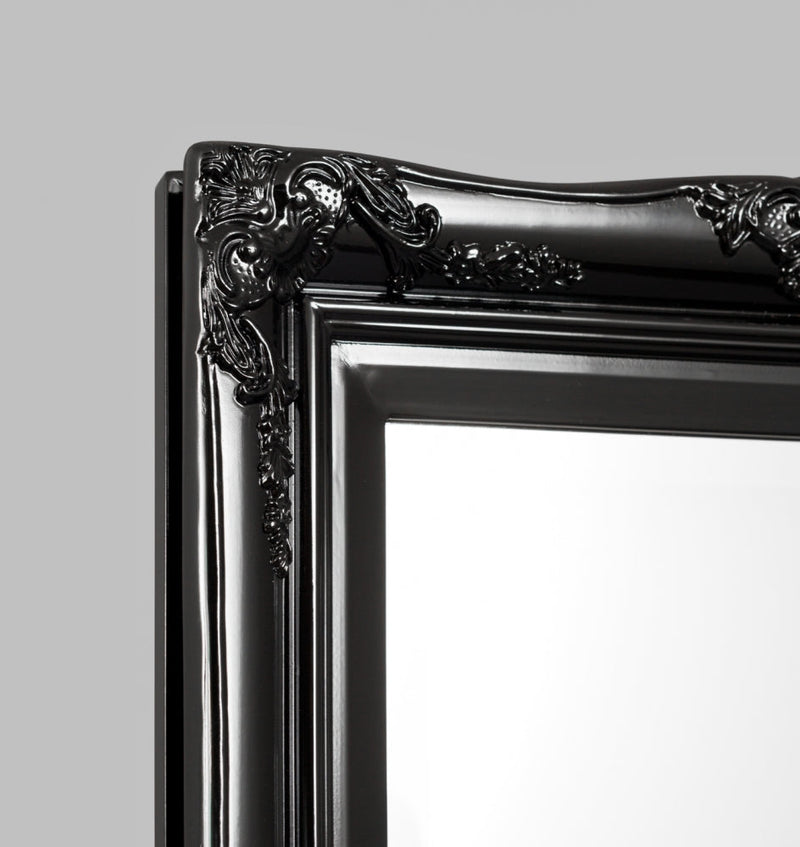 Princess Gloss Black Mirror