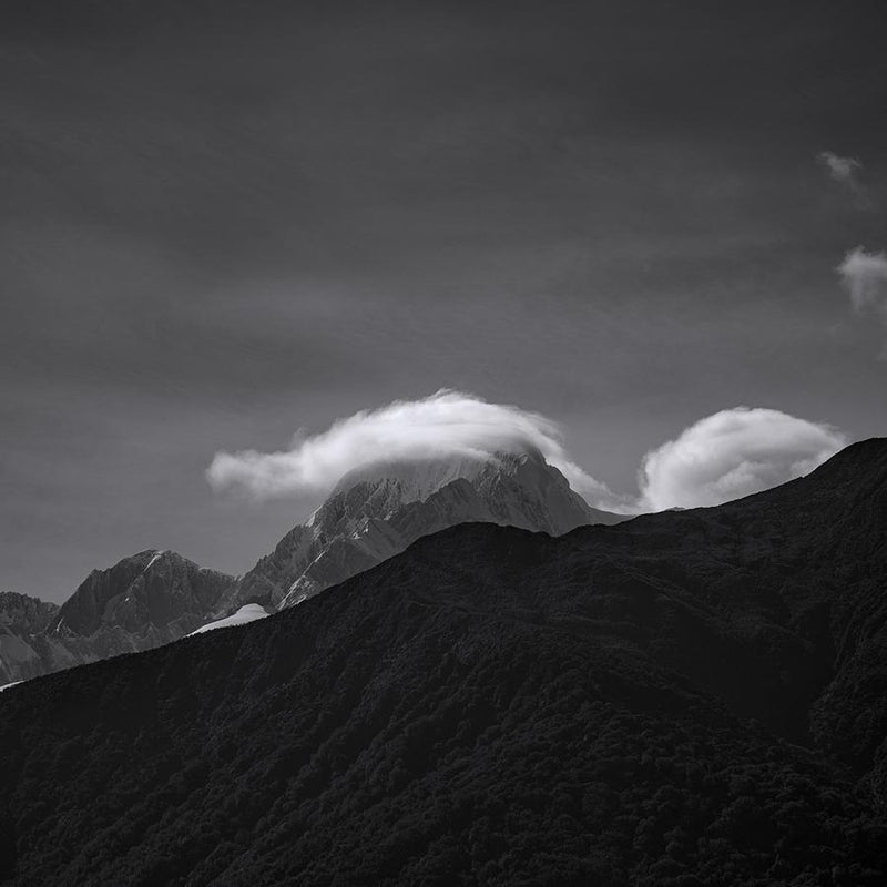 Maunga Eight by Nick Psomiadis