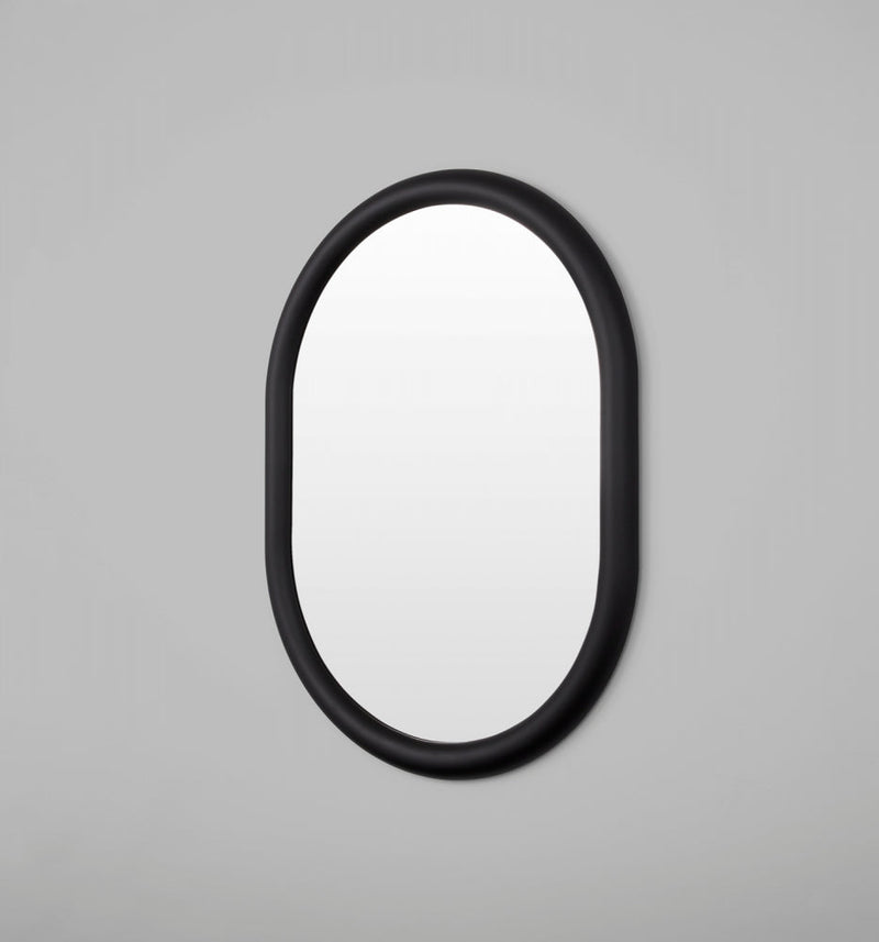 May Oval Black 75 x 100 x 3 cm