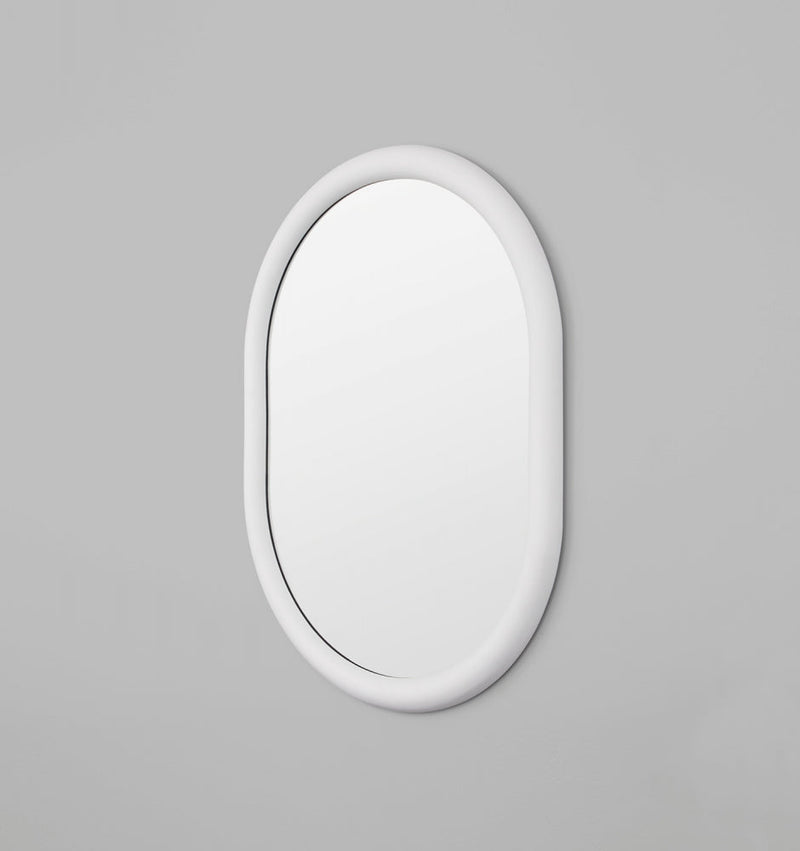 May Oval White 75 x 100 x 3 cm