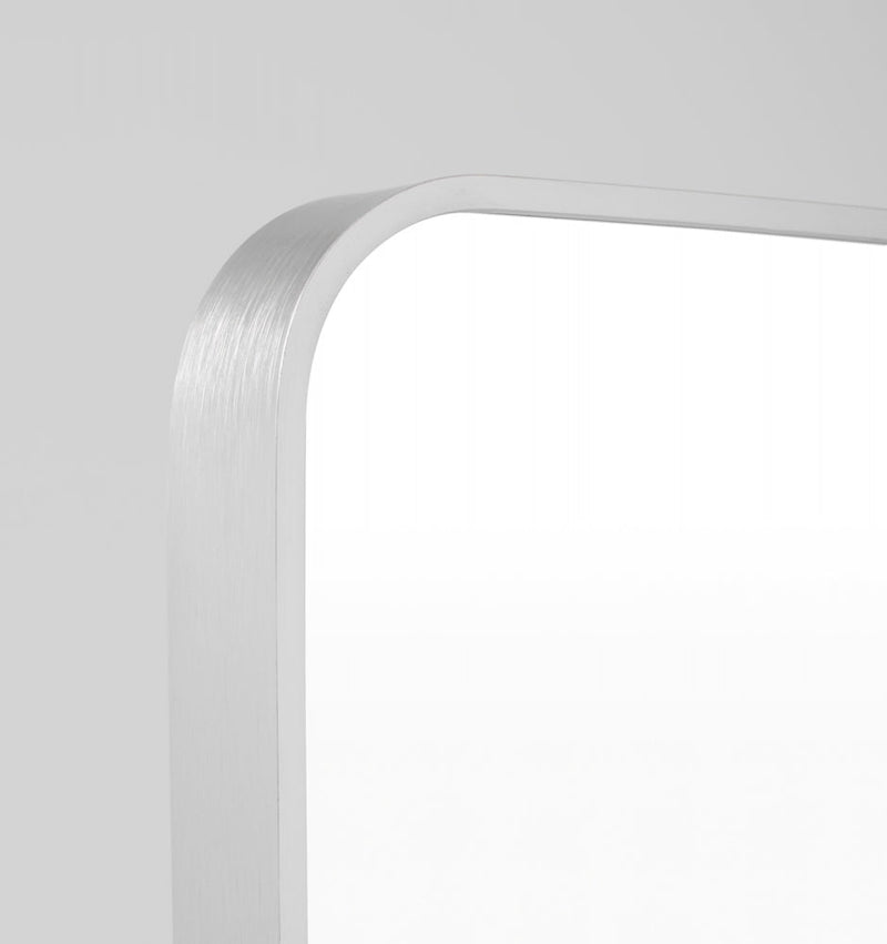 Simplicity Curved Freestanding Mirror | Silver Detail
