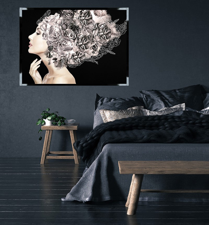 Queen | Framed Print