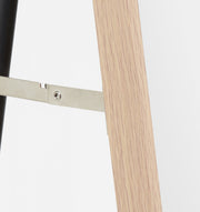 Simplicity Standing Oak