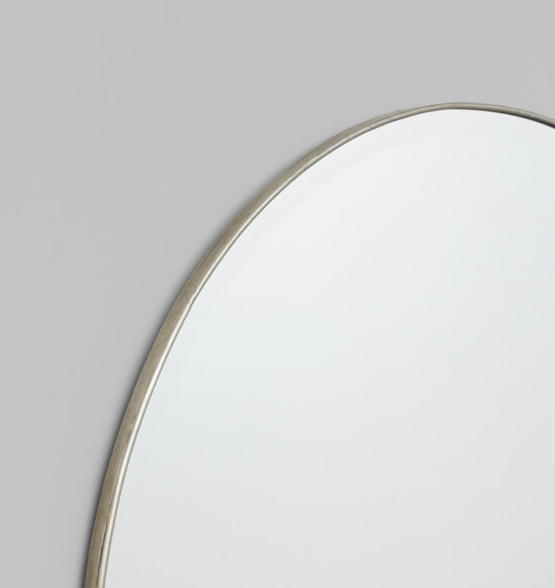 Silver Lange Mirror | Detail