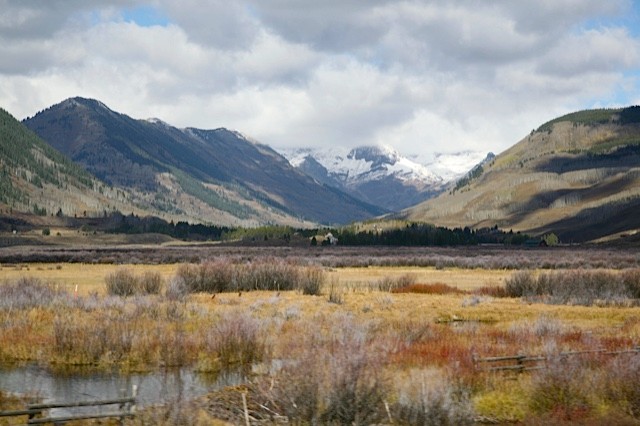 Landscape of mountains and pastures 