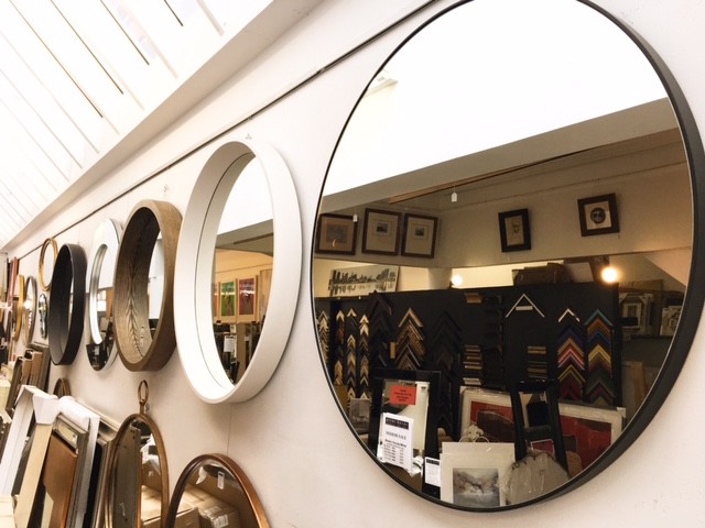 Round And Oval Mirrors Round Mirrors At Print Decor Jpg